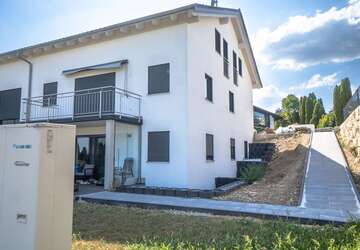 Wohnung Rechtmehring-Holzkram Holzkram - 5 Zimmer, 165 m&sup2;, 1.950&euro; | Angebot:27184450