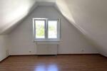 Dachgeschoßwohnung Klingenthal - 4 Zimmer, 146 m&sup2;, 740&euro; | Angebot:26547170