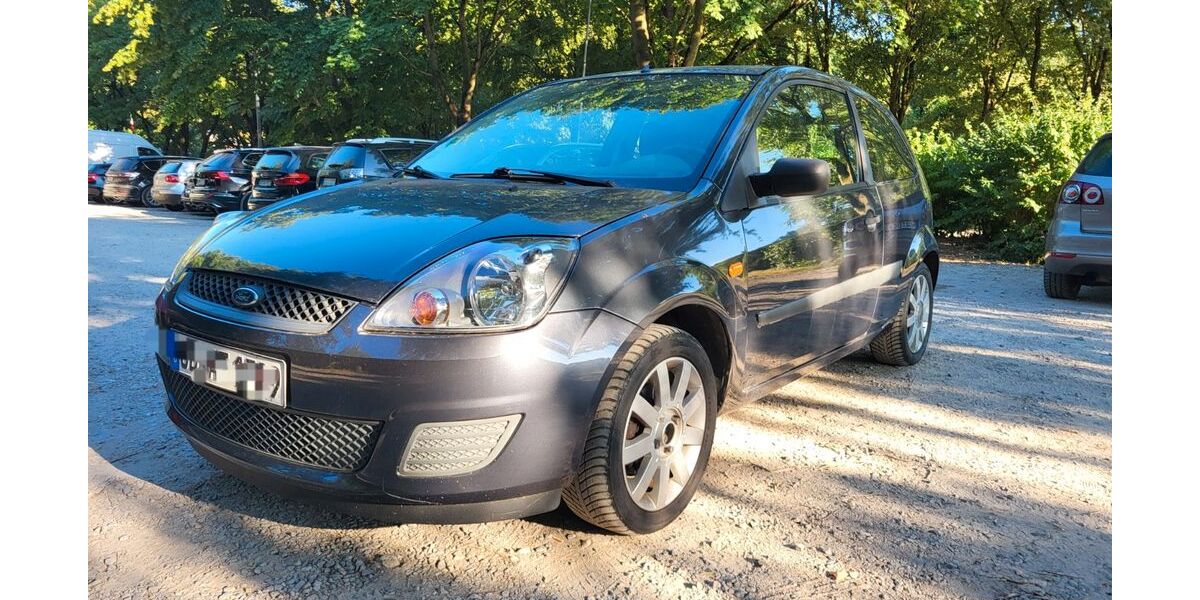 Ford Fiesta 151.000 km 1.690 &euro; Düsseldorf 40599