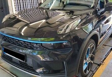 Lynk & Co 01 155.500 km 15.900 &euro; München 81249