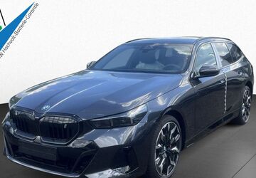 BMW i5 1.990 km 78.880 &euro; Höxter / Stahle 37671