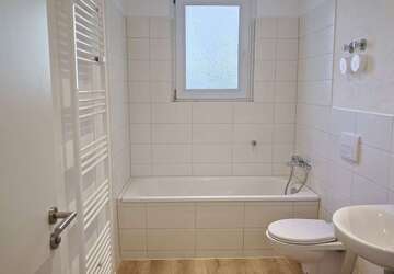 Wohnung Merseburg Kötzschen - 2 Zimmer, 44 m&sup2;, 310&euro; | Angebot:27419703