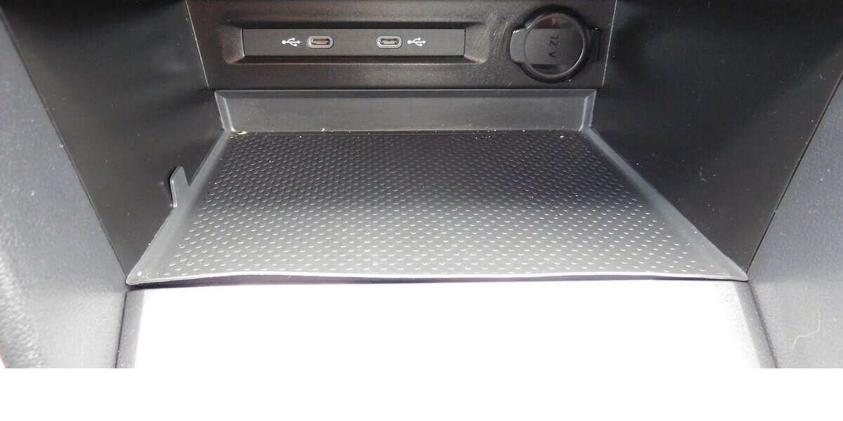 VW Tiguan Allspace 1.5 TSI Life 7 Sitze Navi DSG 31.300 km 28.390 &euro; Vordorf 38533