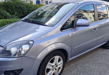 Opel Zafira 174.862 km 2.500 &euro; Lübeck 23558