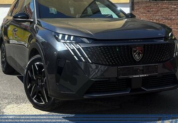 Peugeot 5008 Hybrid 136 GT 7 Sitzer Panorama 22.659 km 29.990 &euro; Berlin 13187