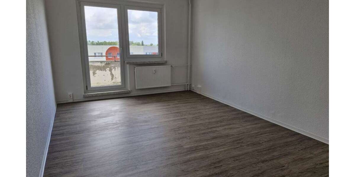 Etagenwohnung Stendal - 4 Zimmer, 83 m&sup2;, 542&euro; | Angebot:26739763