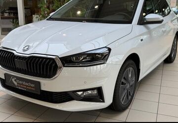Skoda Fabia 6.500 km 22.990 &euro; Saarbrücken 66130