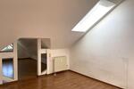 Dachgeschoßwohnung Klingenthal - 4 Zimmer, 146 m&sup2;, 740&euro; | Angebot:26547170