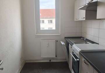 Wohnung Merseburg Kötzschen - 3 Zimmer, 58 m&sup2;, 354&euro; | Angebot:27419778