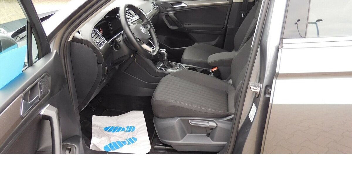 VW Tiguan Allspace 1.5 TSI Life 7 Sitze Navi DSG 30.500 km 28.990 &euro; Vordorf 38533