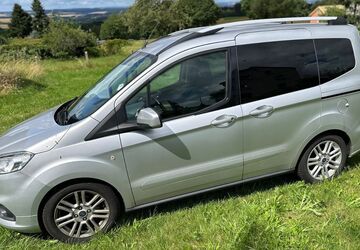 Ford Tourneo Courier 126.500 km 10.499 &euro; Schöneck 08261