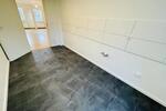 Ihr neues Zuhause wartet: 4-Raum-Wohnung mit Komfort-Badezimmer und großzügigem Wohnambiente! - Dachgeschoßwohnung Gera Alt-Bieblach | Angebot:26876574