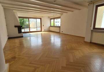 Wohnung Darmstadt Darmstadt-Mitte - 5 Zimmer, 150 m&sup2;, 1.485&euro; | Angebot:27339751