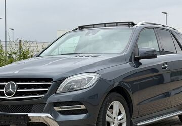 Mercedes-Benz ML 350 250.000 km 15.900 &euro; Beckum 59269