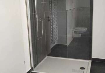 Wohnung Zeitz - 5 Zimmer, 125 m&sup2;, 650&euro; | Angebot:27168262