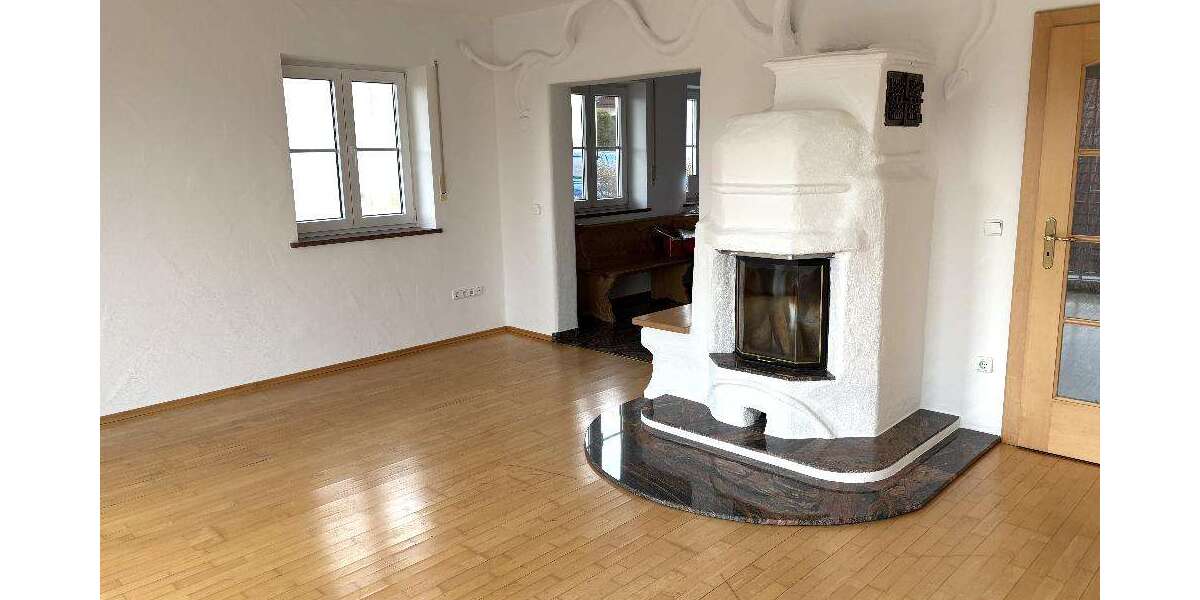 Etagenwohnung Langenbach - 4 Zimmer, 122 m&sup2;, 1.400&euro; | Angebot:27362266