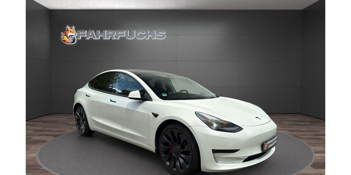 Tesla Model 3 33.000 km 35.400 &euro; Leipzig 04288