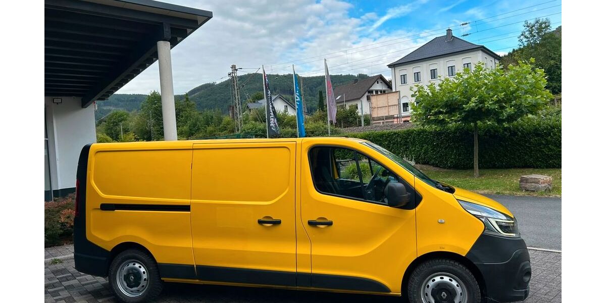 Renault Trafic 32.000 km 13.450 &euro; Finnentrop 57413
