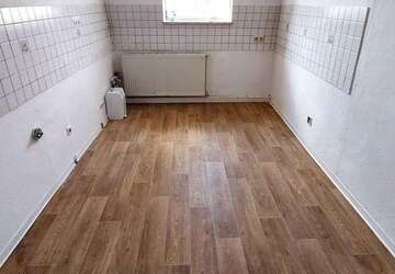 Wohnung Weißenfels - 4 Zimmer, 77 m&sup2;, 425&euro; | Angebot:27282783