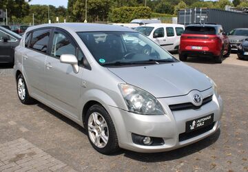 Toyota Corolla Verso 268.900 km 4.299 &euro; Lohmar 53797