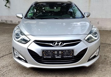 Hyundai i40 Edition Kombi Automatik AHK Navi Kamera 157.500 km 7.900 &euro; Berlin 10247