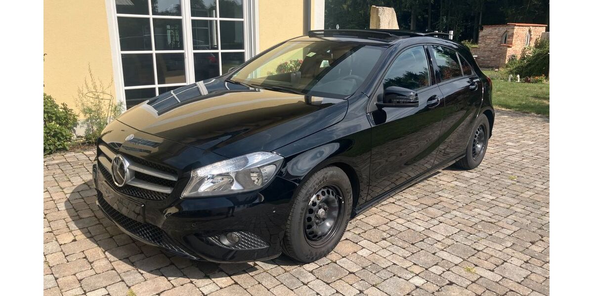 Mercedes-Benz A 180 75.750 km 12.300 &euro; Lengdorf 84435