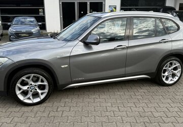 BMW X1 xDrive 20d X Line*Leder,Navi,Xenon,AHK,Top* 309.000 km 5.850 &euro; Schorndorf 73614