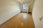 Ihr neues Zuhause wartet: 4-Raum-Wohnung mit Komfort-Badezimmer und großzügigem Wohnambiente! - Dachgeschoßwohnung Gera Alt-Bieblach | Angebot:26876574