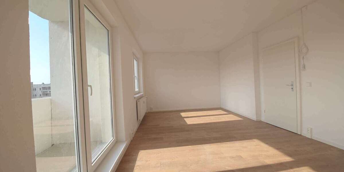 Etagenwohnung Halle Halle-Neustadt - 5 Zimmer, 103 m&sup2;, 785&euro; | Angebot:27338803