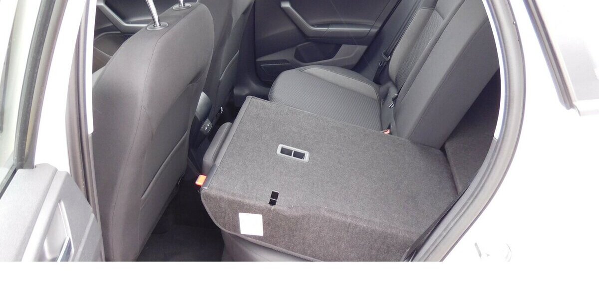 VW Taigo 1.0 TSI BMT Klima Radio Navi Klima 21.300 km 17.390 &euro; Vordorf 38533