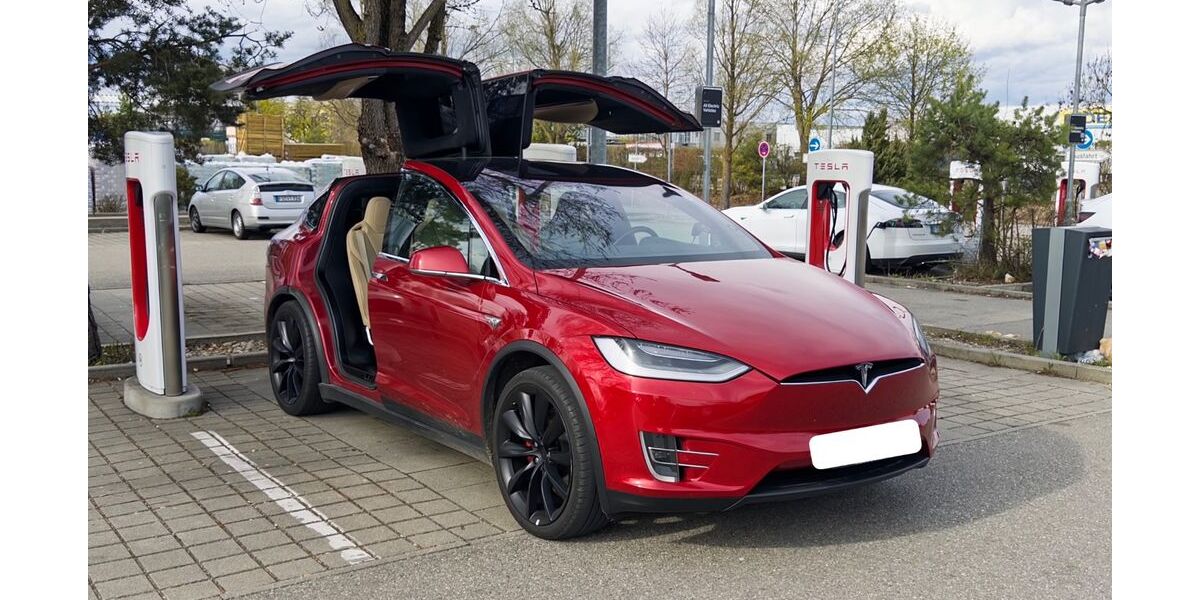 Tesla Model X 154.250 km 43.900 &euro; Eching 85386
