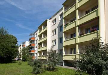 Wohnung Grevesmühlen - 4 Zimmer, 72 m&sup2;, 517&euro; | Angebot:27348730
