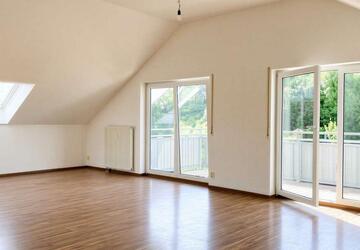 Wohnung Klingenthal - 4 Zimmer, 146 m&sup2;, 740&euro; | Angebot:26547170