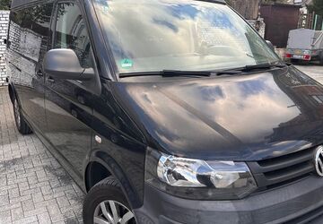 VW T5 Transporter 185.000 km 13.900 &euro; ESSEN 45326